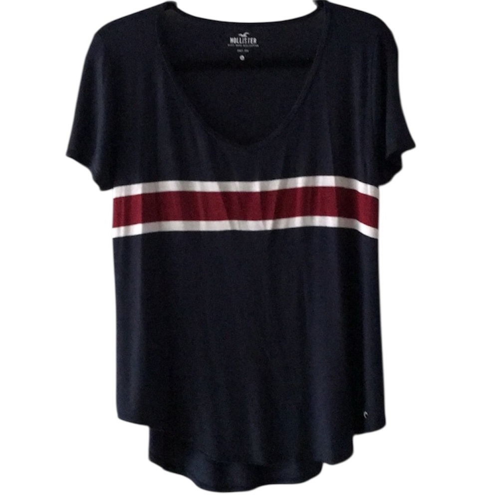 Hollister must-have Y2K navy blue/burgundy easy tee